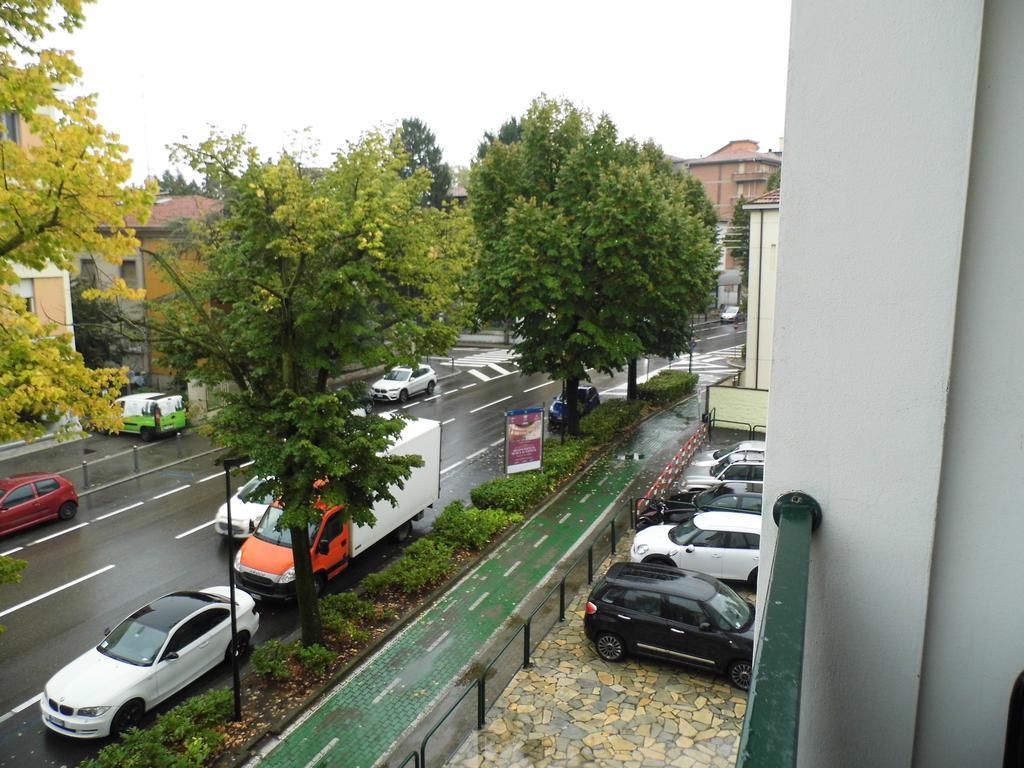 Bilocale Mentana 21 Apartment Parma Exterior photo